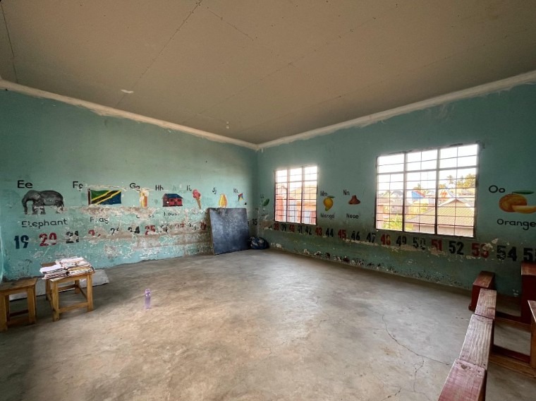 Escuela en Chamazi antes de la obra