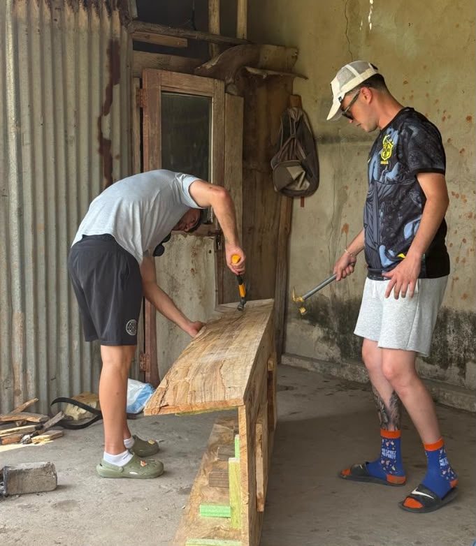 Voluntariado en construcción